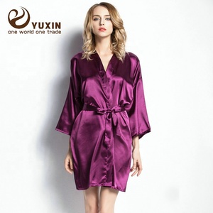 Venta al por mayor Mujeres Ice Silk Robe Bride Satin Robe Plus Size Women's Sleepwear Wedding Silk Robe - Product Image 5