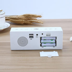 2025 yeni varış akıllı masa saatleri taşınabilir Led dijital ekran danışma ayna <span class=keywords><strong>2</strong></span> USB portu ile çalar saat geri sayım - Product Image 6