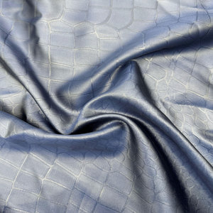 Tissu en similicuir uni non extensible 100% polyester pour vêtements de filles, robes, shorts et accessoires pour sacs - Product Image 1