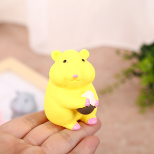 ของเล่นบีบหนูแฮมสเตอร์น่ารัก มีเสียง ของเล่นหนูแฮมสเตอร์บีบมีเสียง PVC สำหรับเด็ก ของเล่นคลายเครียด ของเล่นธีมสัตว์ - Product Image 2