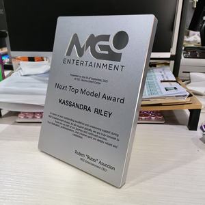 Plaques de Récompense en Aluminium Doré, Plaques Miroir Personnalisées avec Logo, Certificats de Distributeur Agréé - Product Image 5