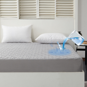 Coprimaterasso Impermeabile per Hotel e Casa, Disponibile in Misure Singola, Doppia, Queen e King, Colore Grigio - Product Image 3