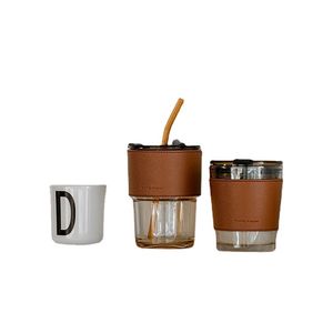 Velas perfumadas de lujo de cera de soja Natural hechas a mano personalizadas con precio favorable FLORESCENCE con cubierta de taza de cuero para decoración del hogar - Product Image 3