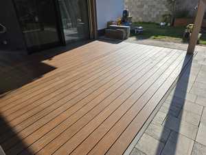 Plancher extérieur en WPC imperméable en teck brossé et lisse pour balcon, <span class=keywords><strong>terrasse</strong></span>, patio, vente en gros - Product Image 2