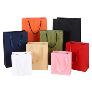 Wins Flying Customized Luxury Shopping Paper Bag Gift Packaging Bag With Logo Print