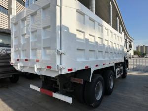 รถบรรทุกดิน Sinotruck Howo 6X4 เครื่องยนต์ดีเซล ความจุ 31-40 ตัน พวงมาลัยซ้าย มาตรฐานยูโร 5 สำหรับงานหนัก ขนส่งวิศวกรรม - Product Image 2