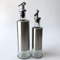 Bouteille d'huile d'olive inviolable avec bouchon en aluminium et verseur en plastique Bouchon à insérer en liège Type à vis