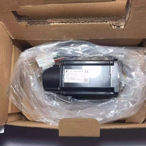 Moteur servo AC Fuji Electric GYS401DC2 T2C 400V 2.7A 2.4Nm pour l'automatisation industrielle - Product Image 1