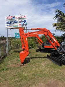 รถขุดขนาดเล็กฮิตาชิ ZX75US มือสองจากญี่ปุ่น น้ำหนัก 7.2 ตัน แบบ Zero Tail Swing รถตีนตะขาบสำหรับงานก่อสร้างในเมือง - Product Image 5