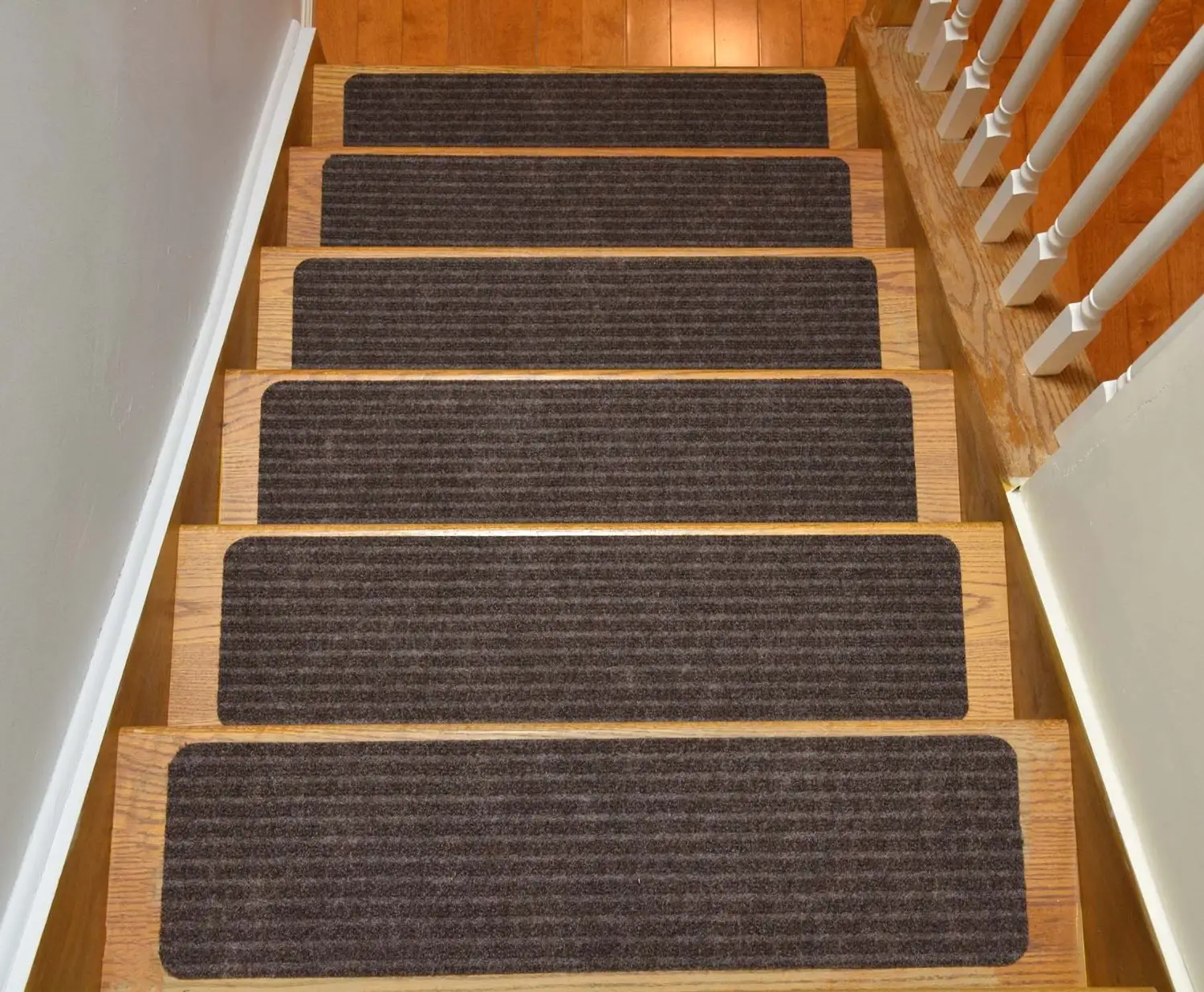 Protector de alfombra antideslizante transparente para peldaños de escaleras