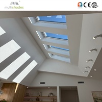 MULTISHADES Fenêtre de toit automatique moderne en verre bombé pour escalier, offrant une vue panoramique à 360 degrés et une structure améliorée