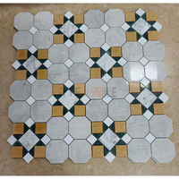 Mosaïque carrée géométrique en marbre avec inserts de pierres multicolores, résistante à l'eau, pour sol de salle de bain et salle à manger