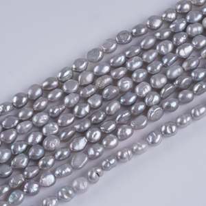 <span class=keywords><strong>Perlas</strong></span> Barrocas Grises <span class=keywords><strong>de</strong></span> Agua Dulce Sueltas <span class=keywords><strong>de</strong></span> 5-6mm, Hilo <span class=keywords><strong>de</strong></span> <span class=keywords><strong>Perlas</strong></span> <span class=keywords><strong>de</strong></span> 18cm <span class=keywords><strong>de</strong></span> Largo para la Fabricación <span class=keywords><strong>de</strong></span> Joyería, <span class=keywords><strong>Precio</strong></span> <span class=keywords><strong>de</strong></span> Fábrica al por Mayor - Product Image 3