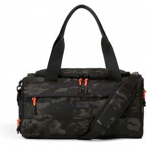 Muestra Gratuita de Bolsa de Viaje Personalizada a Prueba de Olores con Candado de Combinación, Bolsa de Gimnasio Impermeable de Lujo a Prueba de Agua y Olores - Product Image 6