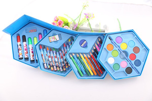 Ensemble de dessin et de coloriage Yuglow Deluxe avec stylos à aquarelle et crayons de couleur, fournitures artistiques créatives pour enfants - Product Image 2