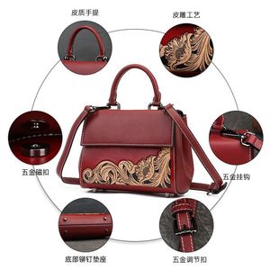 High-End Met De Hand Gesneden Echt Lederen Damesstijl Koeienhuid Uniek Ontwerp Kleine Vierkante Originele Schoudertassen - Product Image 4