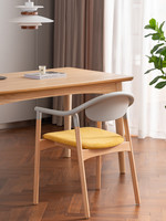 Chaise de loisirs moderne scandinave nordique avec dossier en PP, ensemble de meubles en bois pour la maison, pour restaurant et table de salle à manger d'hôtel