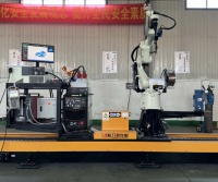 Soudeuse de raccords de tuyaux CNC avec positionnement automatique pour la fabrication industrielle