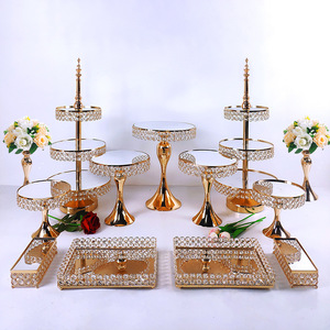 Ensemble d'ornements pour table de desserts de <span class=keywords><strong>mariage</strong></span>, ensemble de supports à gâteaux en métal doré et cristal, décoration de gâteaux pour <span class=keywords><strong>mariage</strong></span>, anniversaire, hôtel - Product Image 6