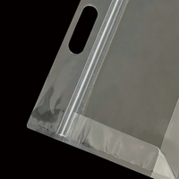 Sacs en plastique PE avec poignée découpée, pochettes transparentes à soufflet, sacs d'emballage en plastique transparent personnalisés pour le stockage des marchandises