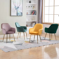 Fauteuil de loisirs en velours de luxe avec accoudoirs, dossier moelleux et rembourré, pour salon et salle à manger, style moderne, vente en gros usine