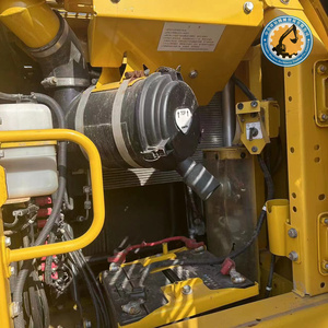 Excavatrice Komatsu PC110-8 d'occasion reconditionnée, 11 tonnes, godet de 0,48 m, puissance de 69,6 kW, pompe hydraulique, roulement avec garantie de qualité vidéo - Product Image 6