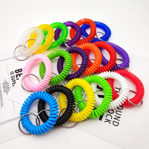 Moda primavera bobina espiral muñeca acero llavero pulsera caliente plástico llavero pulsera estilo de dibujos animados natación acogedor llavero - Product Image 6