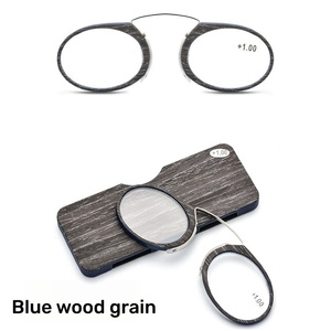 Lunettes de lecture esthétiques à effet bois, style <span class=keywords><strong>pince</strong></span>-<span class=keywords><strong>nez</strong></span>, vintage, rondes, sans monture, avec étui de protection fin en forme de carte - Product Image 3