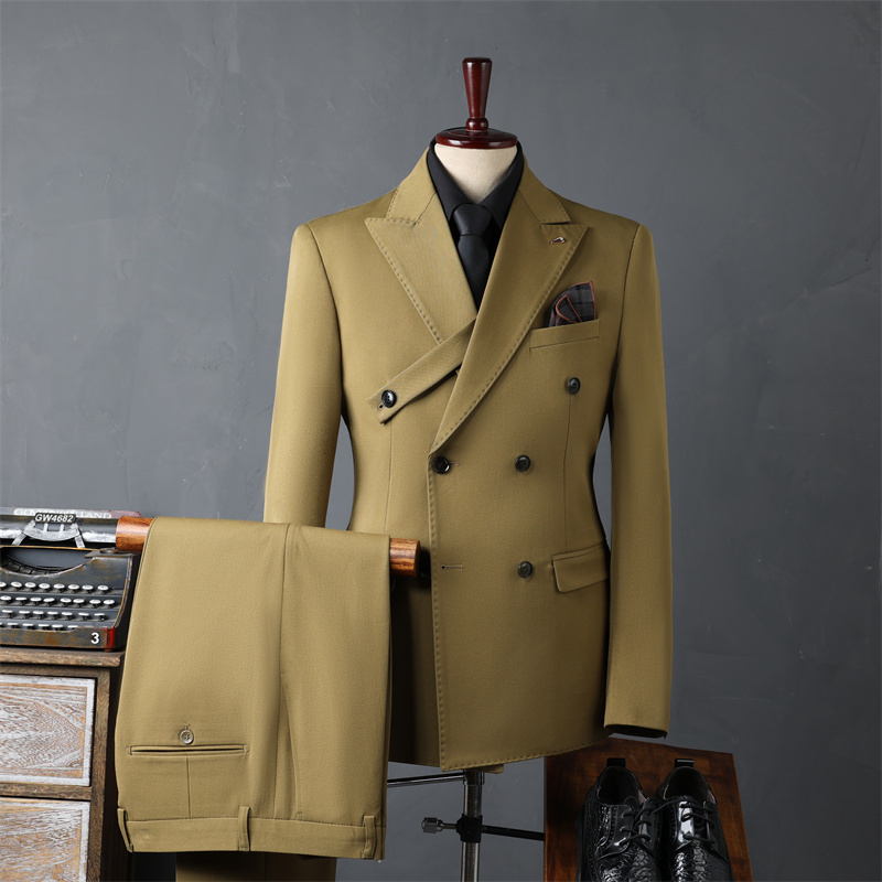 Set di tre pezzi in cammello [pantaloni in panciotto]