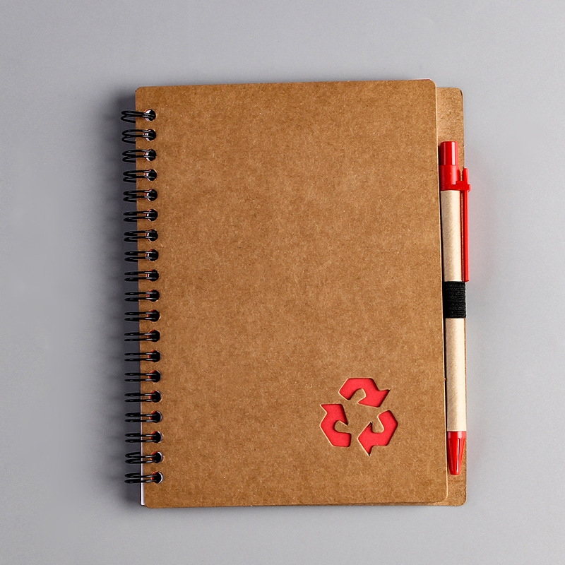 JX004 : Petit livre en cuir de vachette avec logo de cycle.