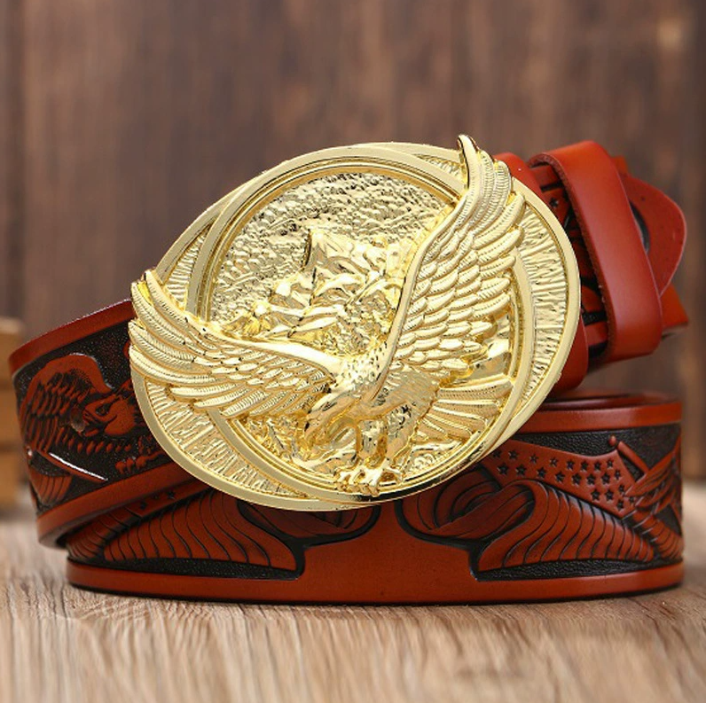 เข็มขัดสีส้มพร้อมหัวเข็มขัดสีทอง