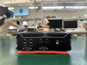 Mini Ordenador Industrial Wanlan <span class=keywords><strong>i5</strong></span> 8265U de Cuatro Núcleos, DDR4, 2LAN, 6COM, 10USB, Sin Ventilador, Compatible con WIFI/4G LTE, con 1 Soporte VESA - Product Image 5