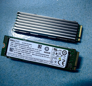 Твердотельный накопитель 021GXV NVME M.2 960G 0PH7J6 NVME M.2 960G XN5KG 0PRV6C 0HN8H6 - Product Image 1