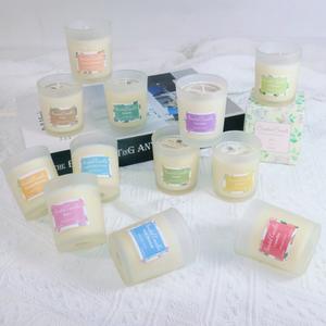 Collection exclusive de bougies parfumées de luxe pour hôtels à la grenade noire et à l'ambre avec boîte - Product Image 3