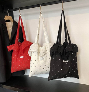 Bolsa de compras de lona de algodón ecológica de alta gama para mujer, con asa y logotipo personalizado impreso, para venta al por mayor. - Product Image 1