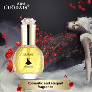 Lotion capillaire parfumée Lodashi Black Dress : Améliore la douceur des cheveux secs et abîmés, anti-frisottis, brillance, pour tous types de cheveux - Product Image 3