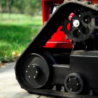 Mesin pemotong rumput Robot RC Reel 4X4, traktor berkendara listrik dengan pengendali jarak jauh