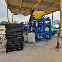 Machine à fabriquer des briques semi-automatique QT4-24 pour petites entreprises, blocs creux en béton personnalisés