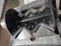 Ligne de production automatique de pâtes italiennes - Machine à macaroni en acier inoxydable avec moteur, capacité de production de 100-150 kg/h