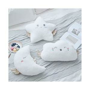 Cama decorativa para habitación de niños, almohada de felpa con forma de nube, Estrella y <span class=keywords><strong>luna</strong></span> - Product Image 1