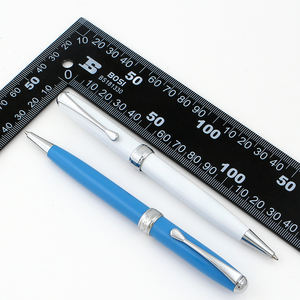 Bolígrafo Metálico de Alta Calidad con Línea Azul y Blanca, Ancho de Escritura de 1.0 mm, Ideal para Regalos Empresariales - Product Image 6