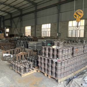 جرافة حفارة DX225 عجلة سفلية تجميع الأحذية 50Mn/40MnB مادة BCR العلامة التجارية لآلات البناء - Product Image 6