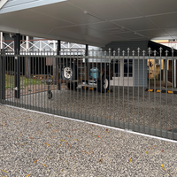 Clôture en acier galvanisé sur mesure avec revêtement en poudre pour la sécurité extérieure, élégant treillis et portail pour la cour avant