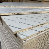 Panneaux OSB de qualité supérieure 18 mm, directement de l'usine, pour la construction, finition moderne, pour armoires de cuisine, chambre et salle de bain