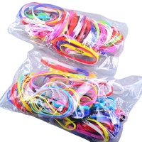 Bracelet en silicone fluorescent lumineux de 5 mm de large, motif cœur et lettres anglaises imprimées, tendance et exotique, pour filles, idéal pour les voyages