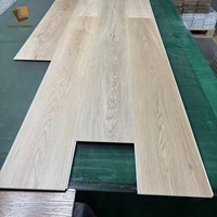 Mejor azulejo de vinilo de lujo roble LVT suelo rígido de vinilo de alto brillo piso de PVC
