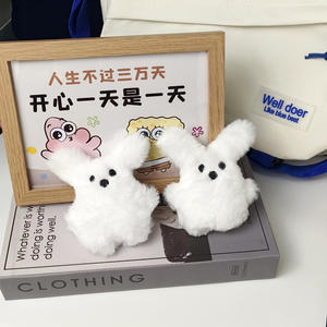 Pendentif en peluche chiot blanc volant avec lunettes cœur de pêche, vente en gros, best-seller, pour sac à clés - Product Image 5