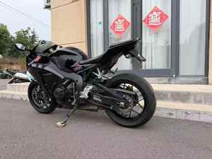 Hondai CBR1000RR-R Fire Blade Moto Sportive à Quatre Cylindres en Ligne Moteur Puissant Frein ABS Moto de Course Rapide sur Route Japon - Product Image 6
