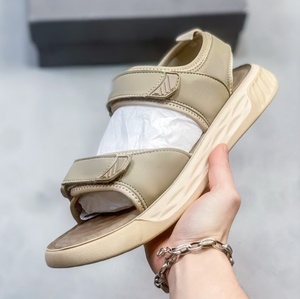 Sandales de sport pour hommes et femmes, nouveau style d'été, avec fermeture magnétique à bout ouvert, respirantes et confortables - Product Image 1