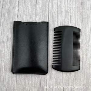 Pettine per <span class=keywords><strong>Barba</strong></span> da <span class=keywords><strong>Uomo</strong></span> con Manico in Legno di Sandalo, Doppia Finitura a Denti Larghi e Fini, per Uso Domestico, a Marchio Privato - Product Image 6